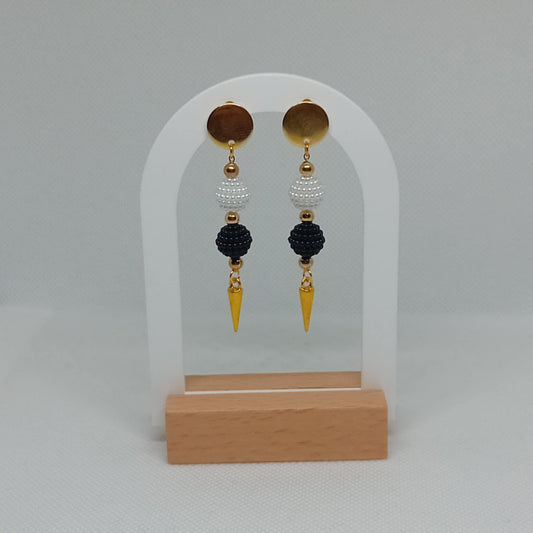 White and Black Faux Pearl Dangled Earrings