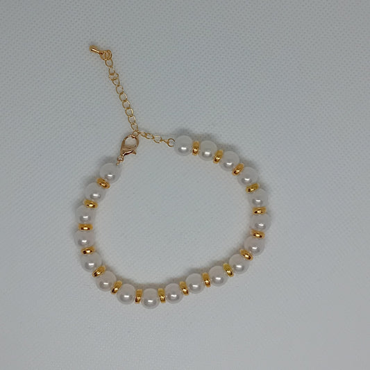 White Pearl Bracelet