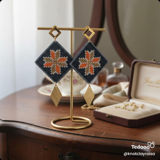 Black and Gold Dangled Earrings