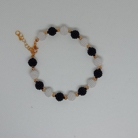Black and White Faux Bracelet